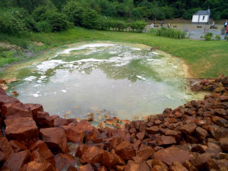 Geysir Andernach-nach dem Ausbruch-DSCN2737.JPG