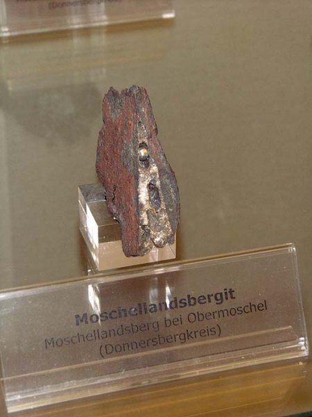 Mainz_Naturhistorisches Museum_Moschellandsbergit_Obermoschel_1a_Peter_2.7.09.JPG