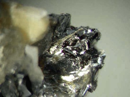 _Molybdänit-3R Polymorph_MM_Zhireken_Sibirien_Russland_Peter_1d.JPG